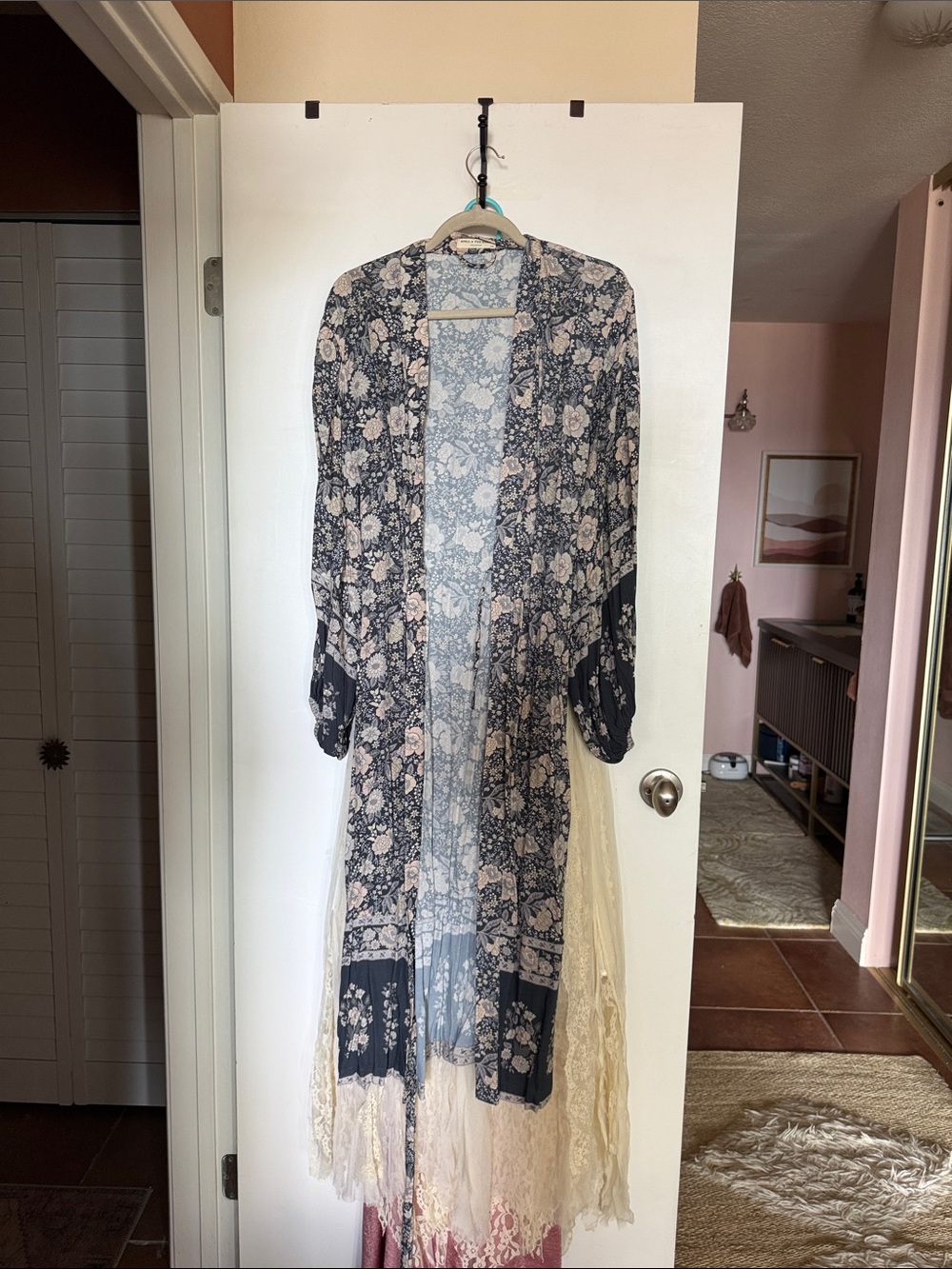 Spell Juniper Duster Robe Charcoal - Picture 3 of 7